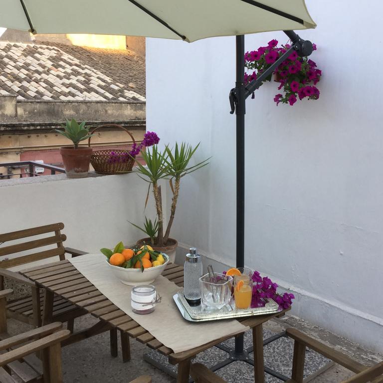 Case Vacanze Le Rose Βίλα Νότο Εξωτερικό φωτογραφία